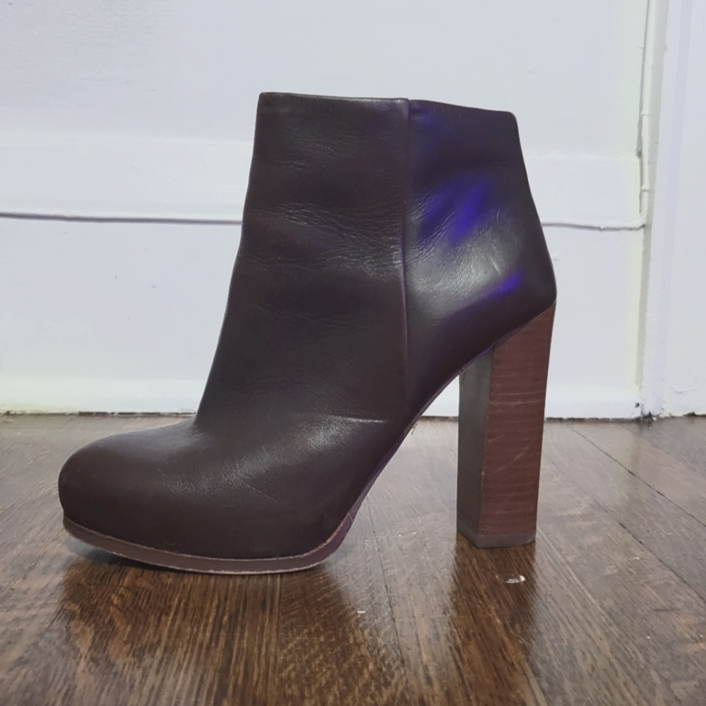 Vince Camuto brown leather high heel boots
